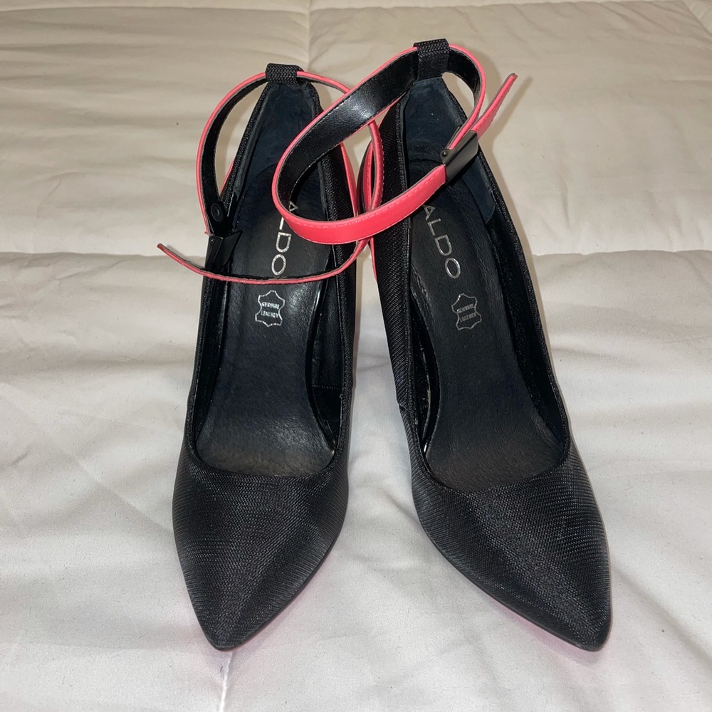 Aldo two tone high heeled pumps